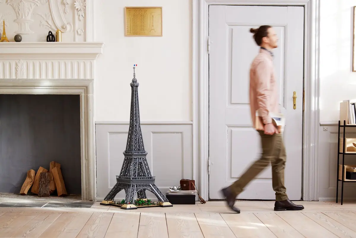 LEGO Icons 10307 Eiffel Tower set, image 5