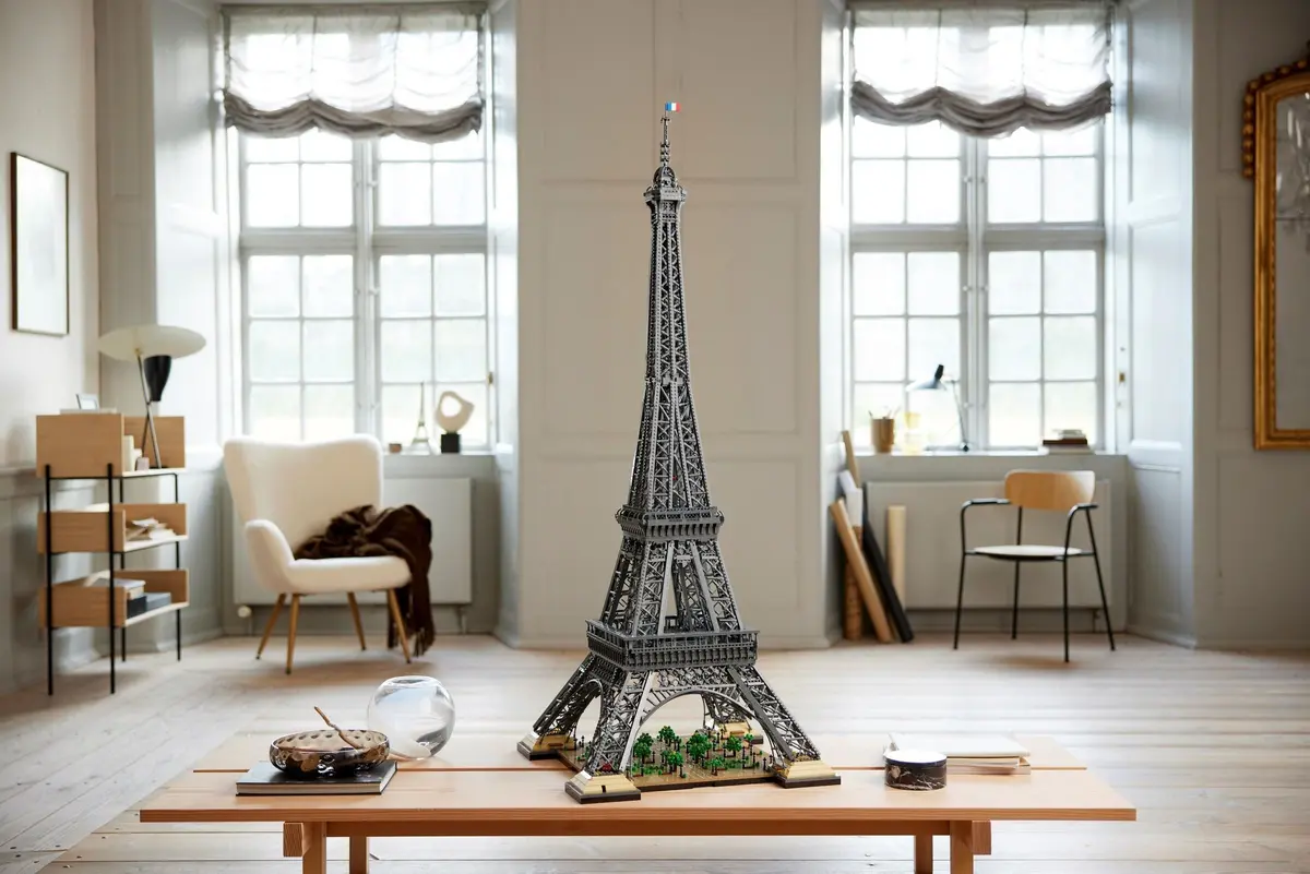 LEGO Icons 10307 Eiffel Tower set, image 6
