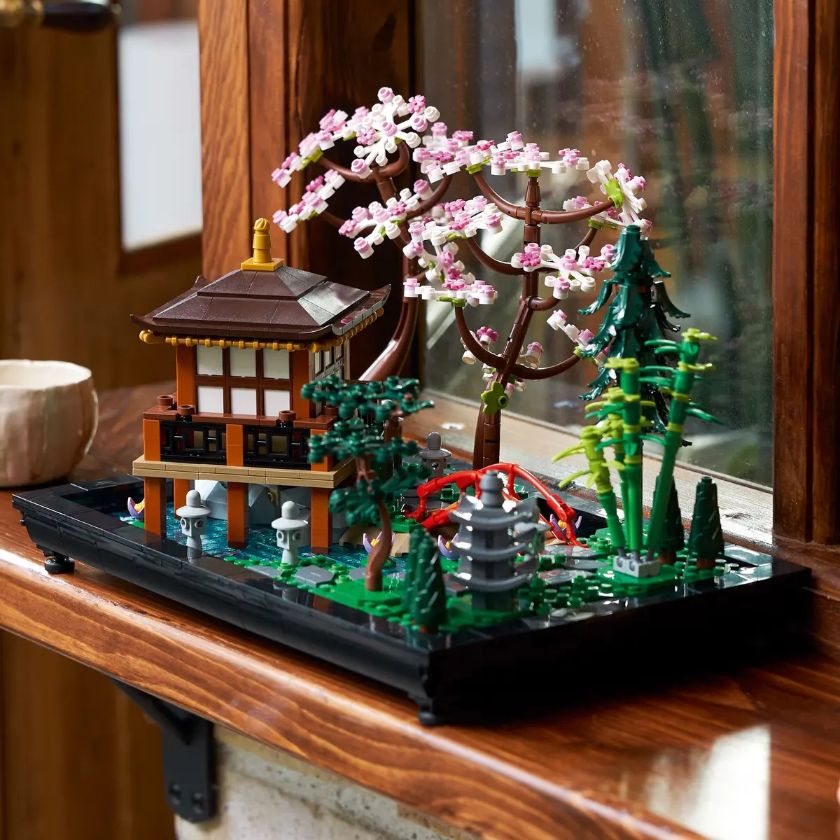 LEGO Icons 10315 Tranquil Garden set, image 9