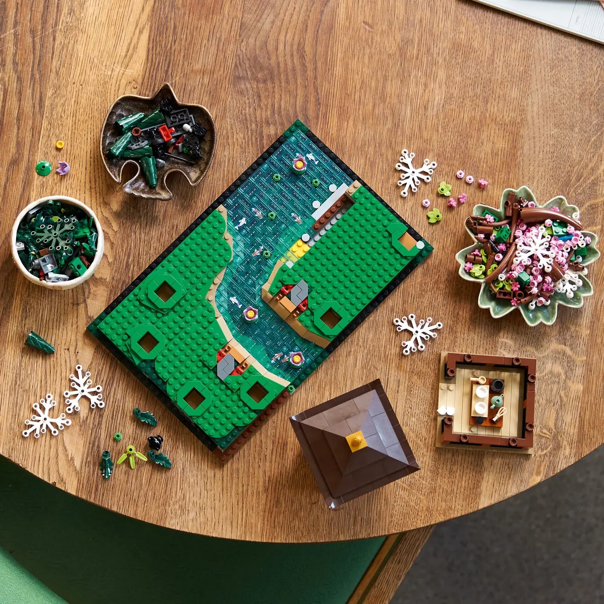 LEGO Icons 10315 Tranquil Garden set, image 8
