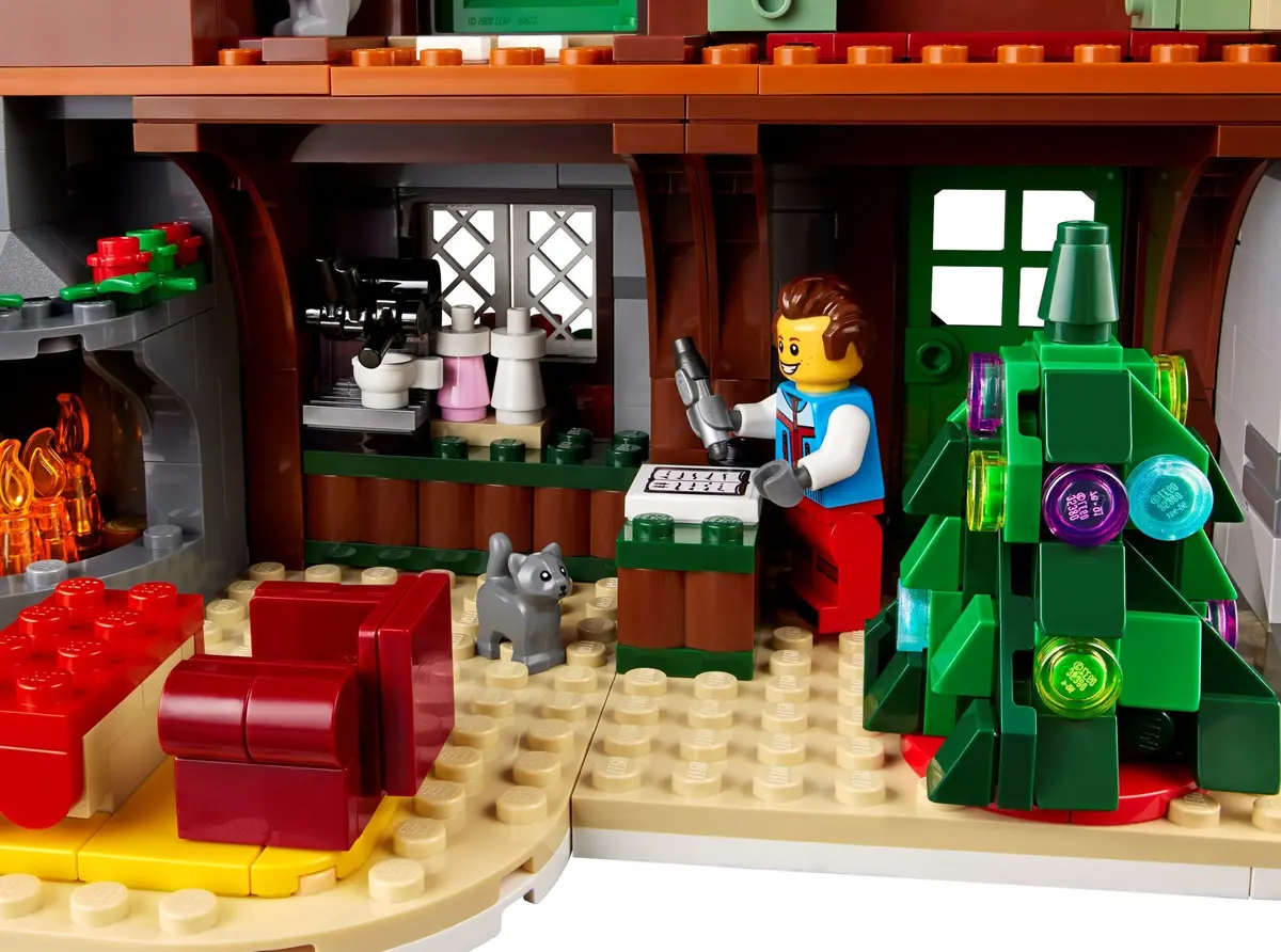 LEGO Icons 10325 Alpine Lodge set, image 11