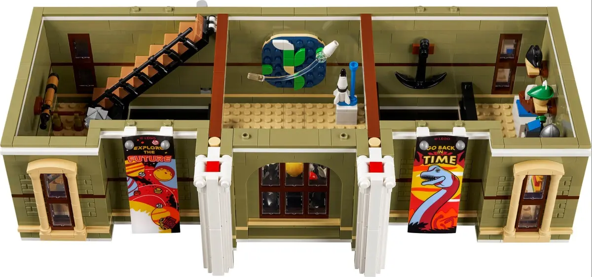 LEGO Icons 10326 Natural History Museum set, image 4