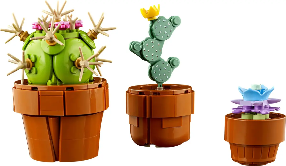 LEGO Icons 10329 Tiny Plants set, image 3