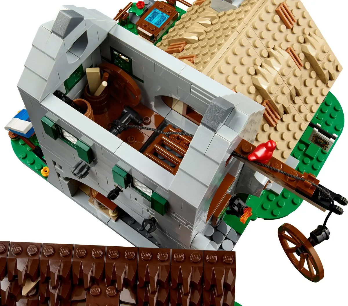 LEGO Icons 10332 Medieval Town Square set, image 11