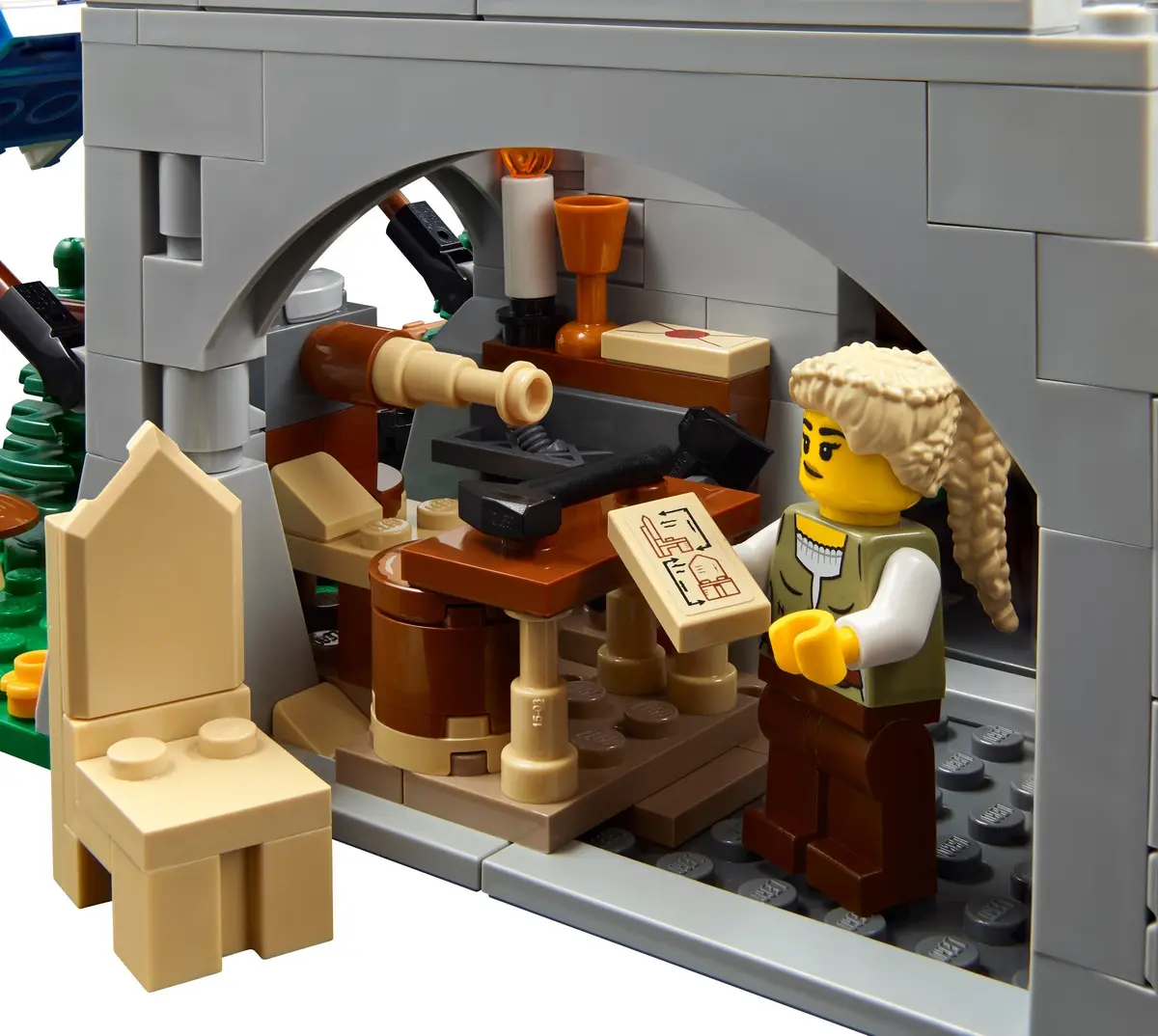 LEGO Icons 10332 Medieval Town Square set, image 9