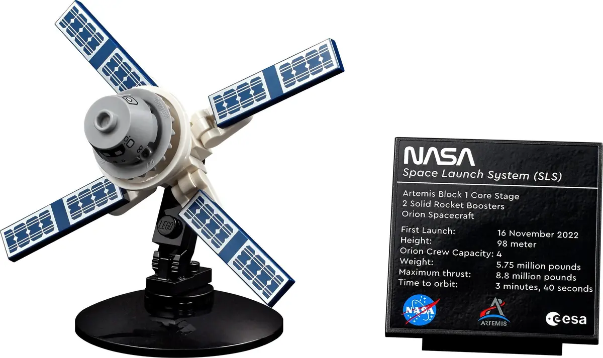 LEGO Icons 10341 NASA Artemis Space Launch System set, image 4
