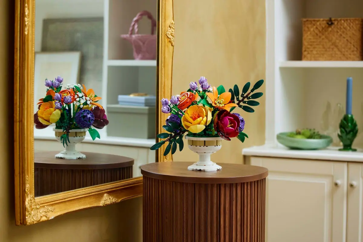 LEGO Botanicals 10345 Flower Arrangement set, image 7