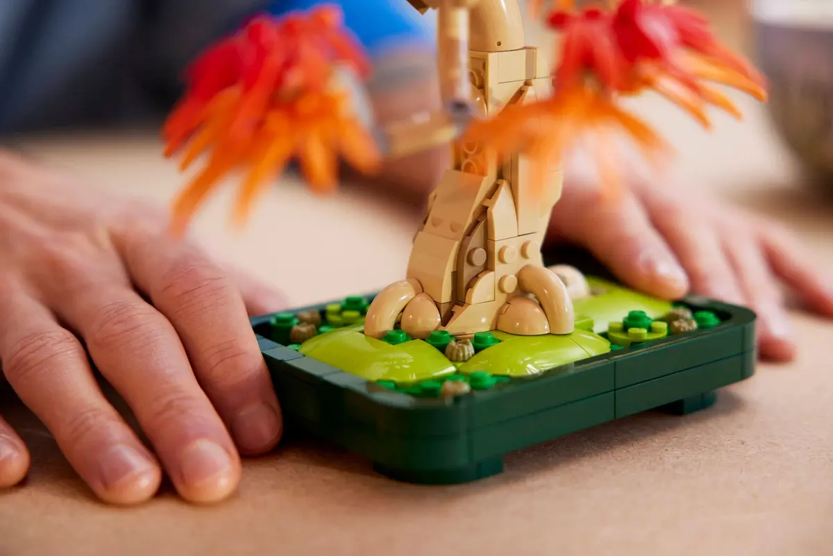 LEGO Botanicals 10348 Japanese Maple Tree set, image 4