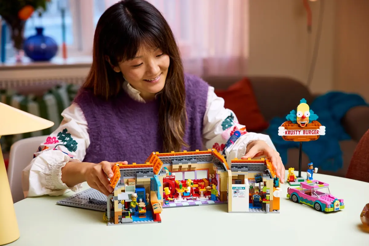 LEGO Icons 10352 The Simpsons: Krusty Burger set, image 5