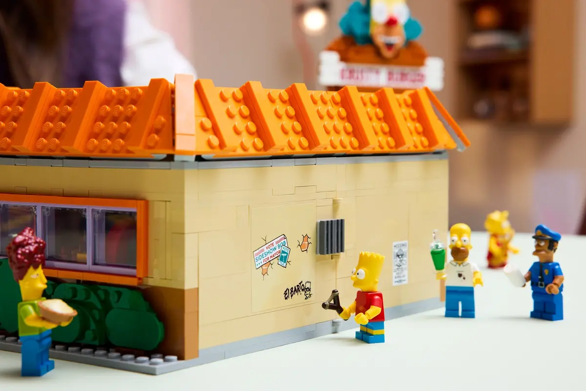 LEGO Icons 10352 The Simpsons: Krusty Burger set, image 6