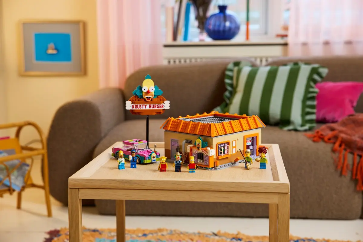 LEGO Icons 10352 The Simpsons: Krusty Burger set, image 9
