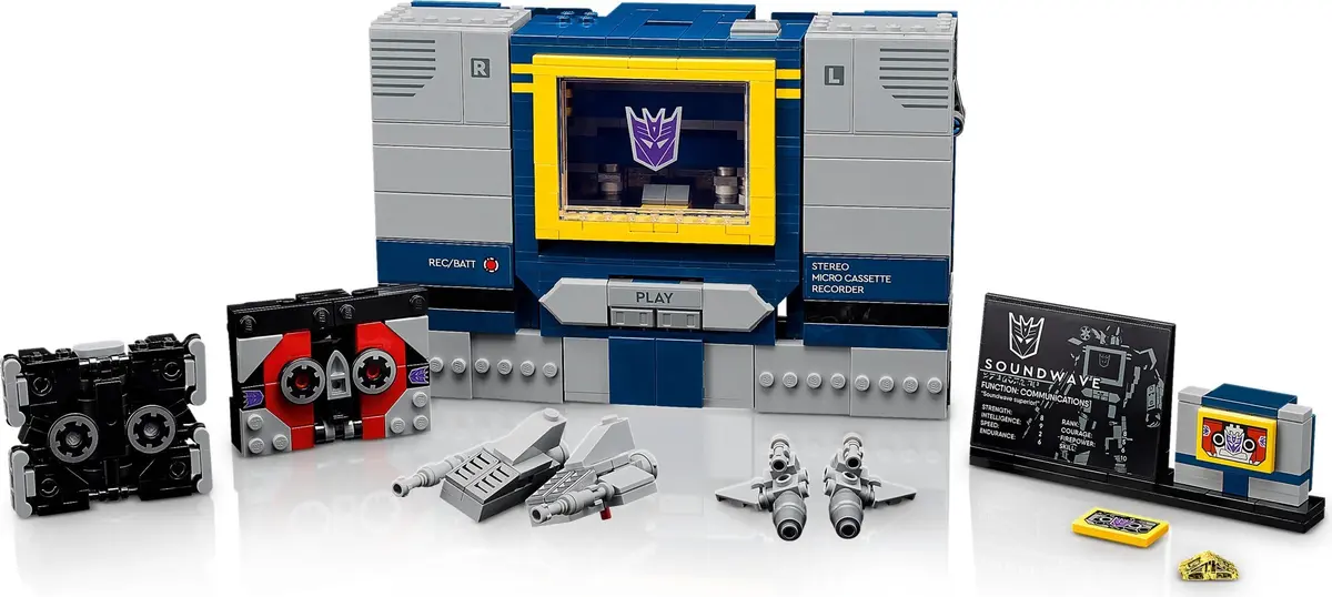 LEGO Icons 10358 Transformers: Soundwave set, image 14