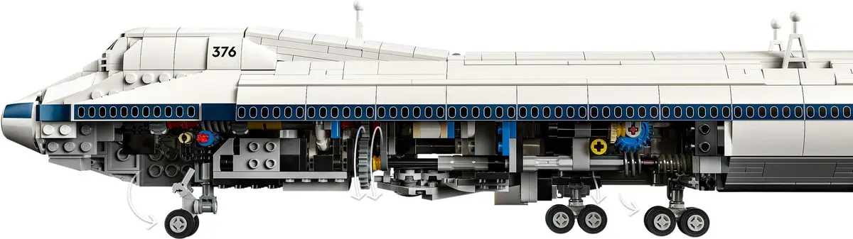 LEGO Icons 10360 Shuttle Carrier Aircraft set, image 15