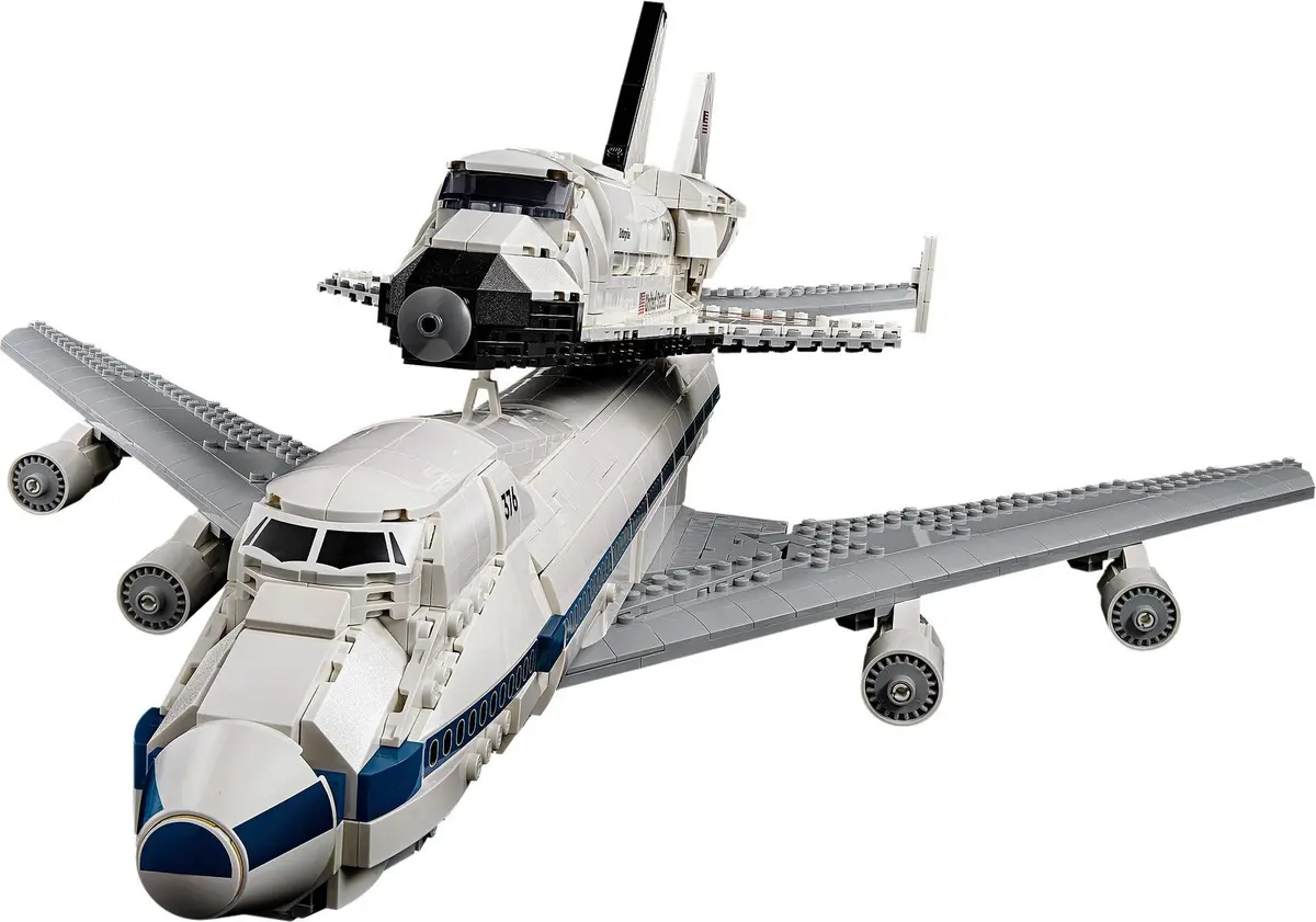 LEGO Icons 10360 Shuttle Carrier Aircraft set, image 13
