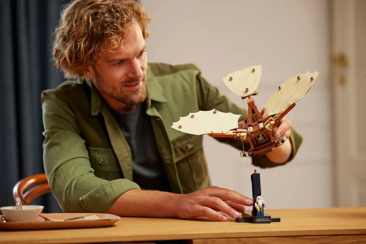 LEGO Icons 10363 Leonardo da Vinci's Flying Machine set, image 8