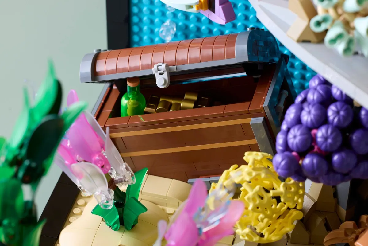 LEGO Icons 10366 Tropical Aquarium set, image 4