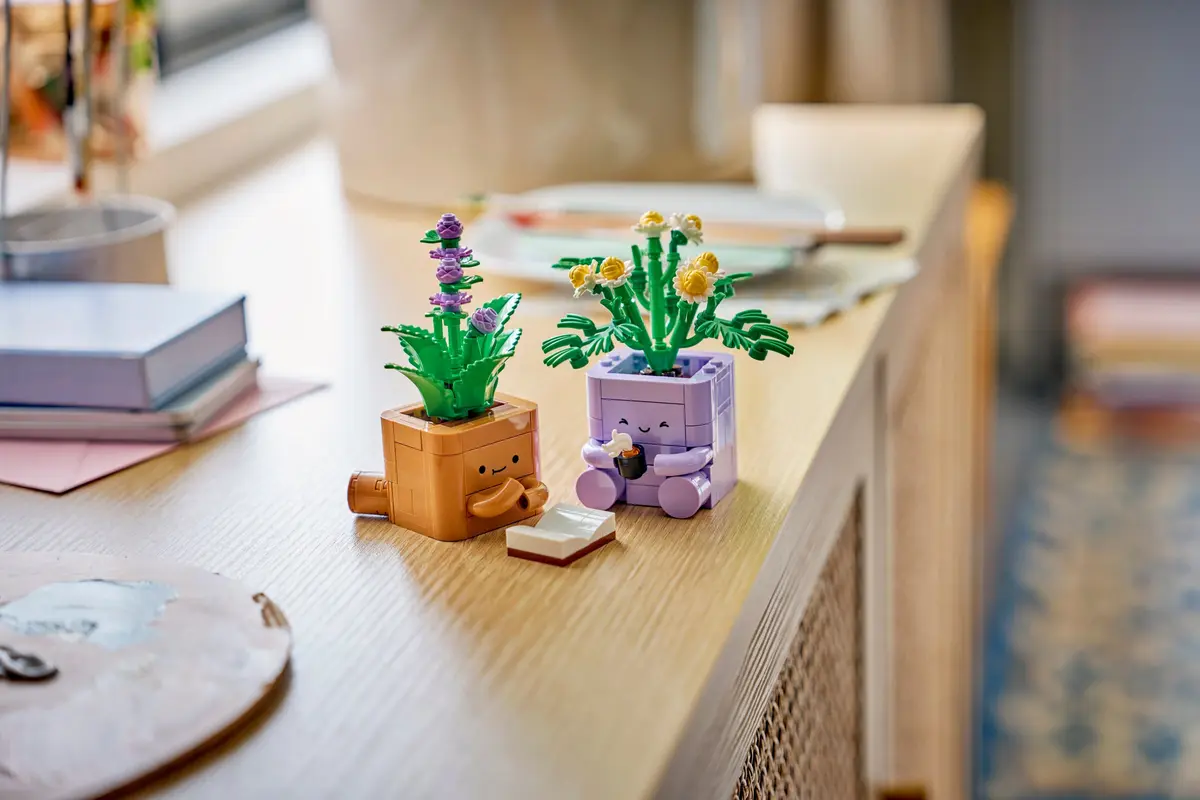 LEGO Botanicals 10371 Cosy Plants set, image 9