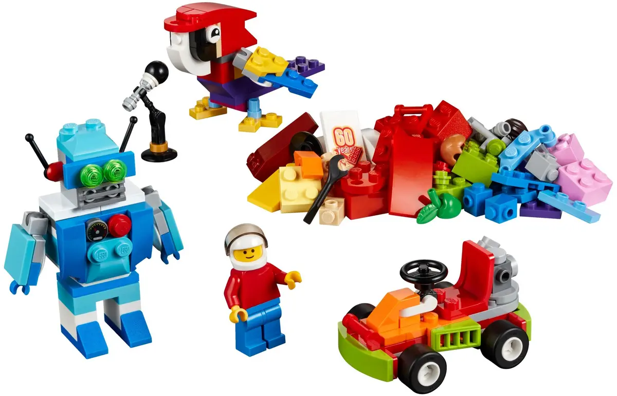 LEGO Classic 10402 Fun Future set