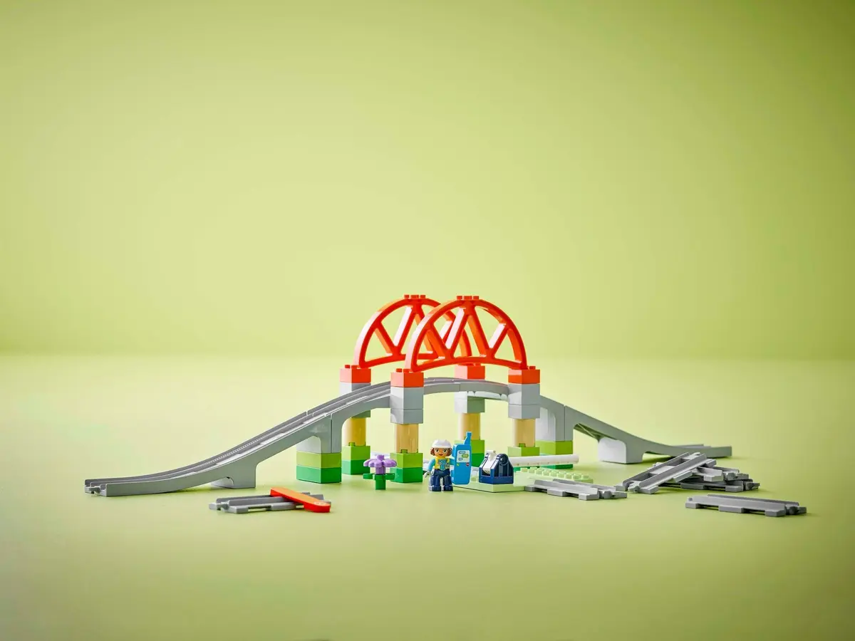 LEGO DUPLO 10426 Train Bridge and Tracks set, image 7