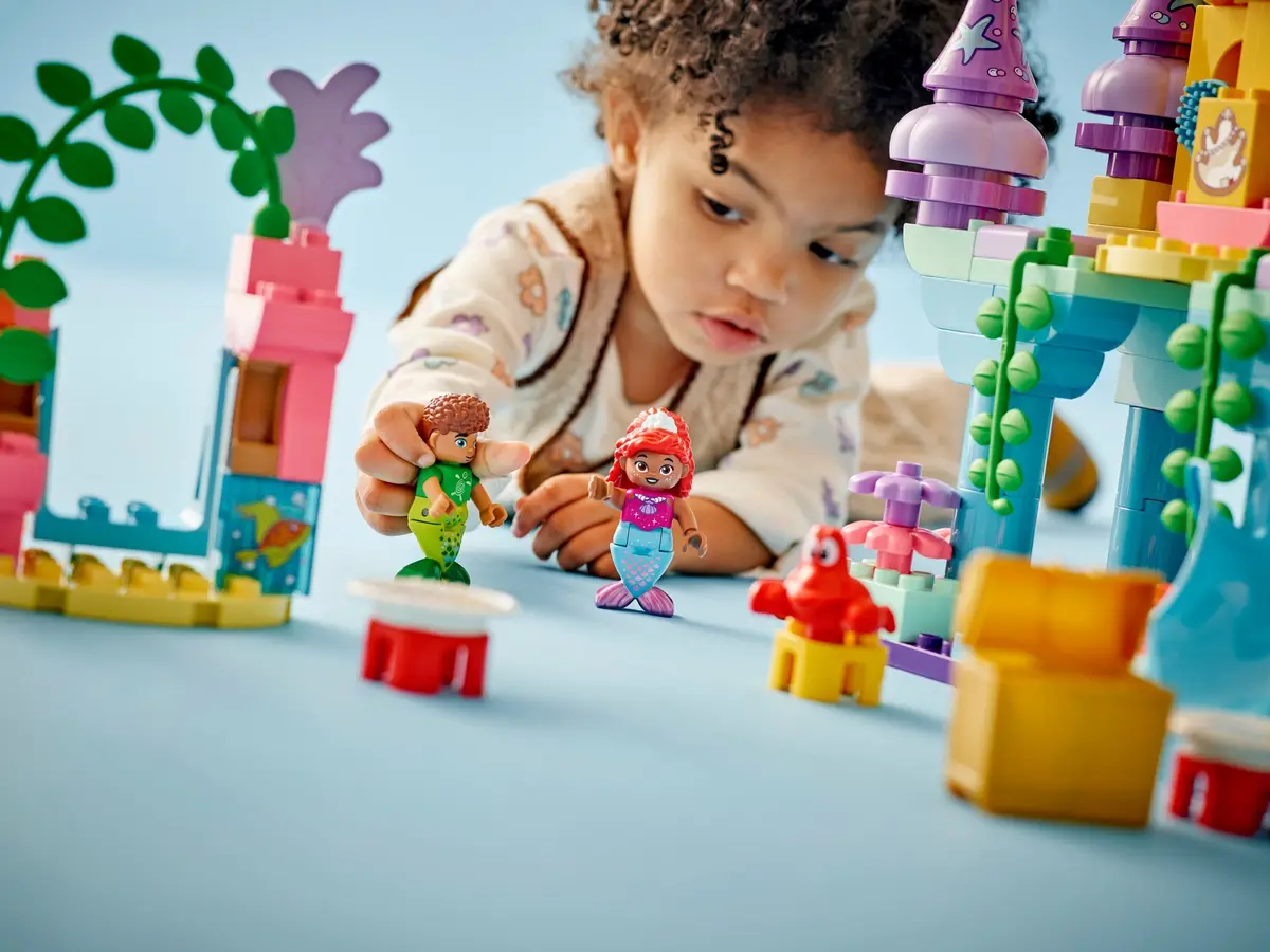 LEGO DUPLO 10435 Ariel's Magical Underwater Palace set, image 5