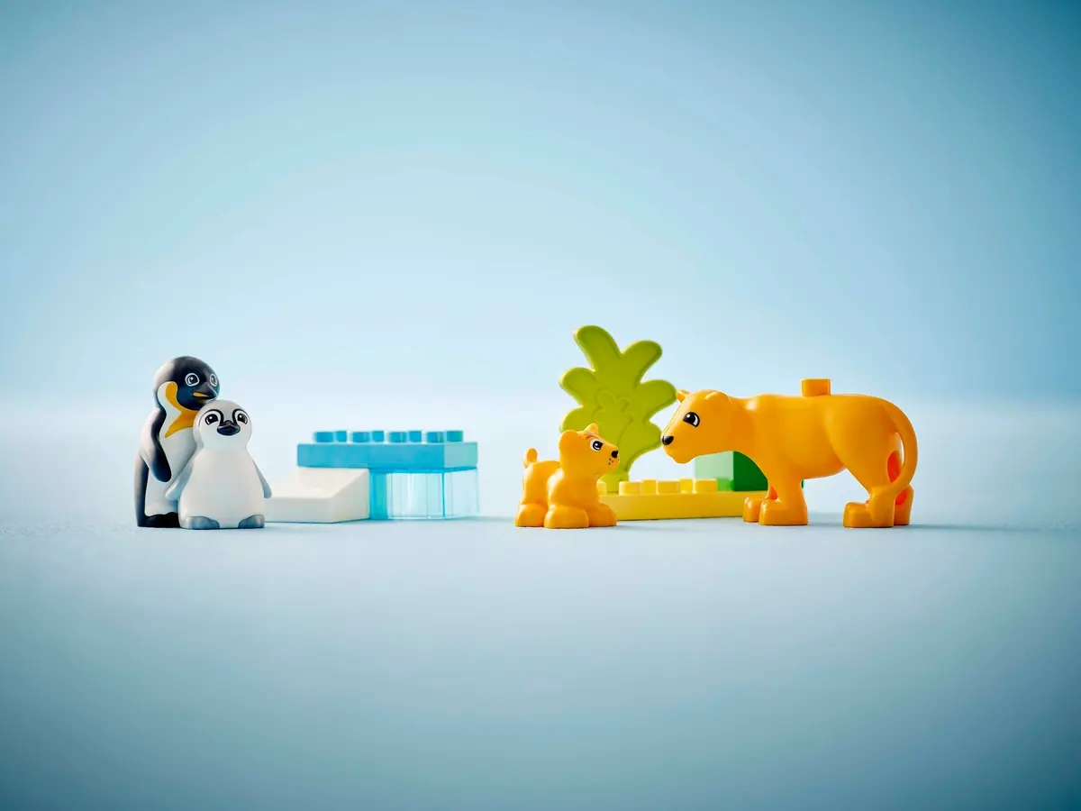 LEGO DUPLO 10442 Wild Animal Families: Penguins & Lions set, image 6