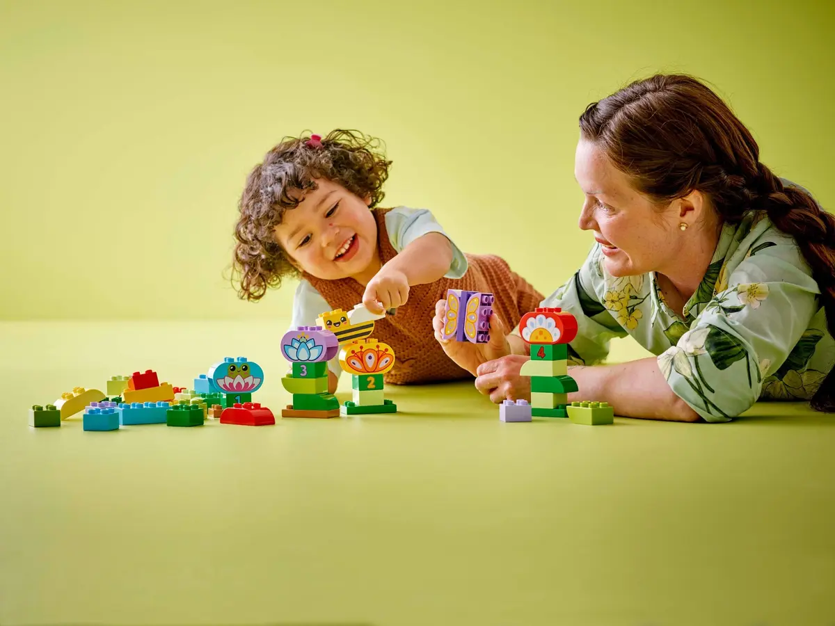 LEGO DUPLO 10444 Creative Garden & Flowers set, image 4