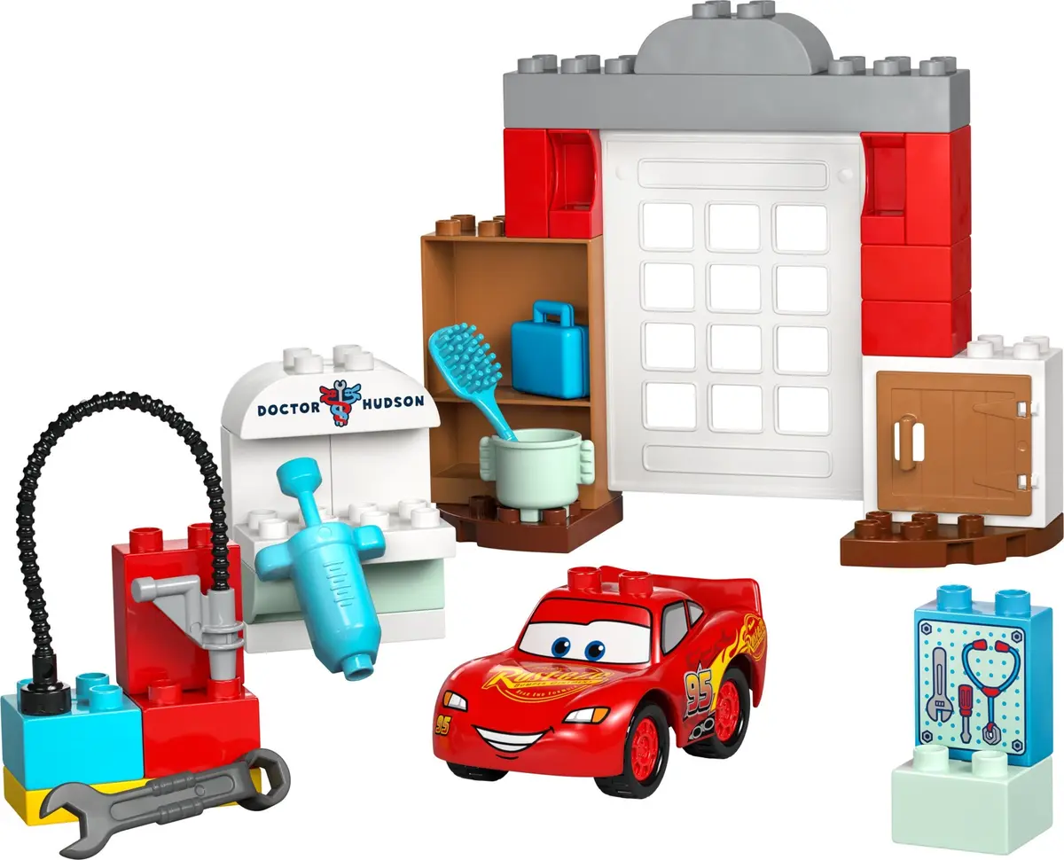 LEGO DUPLO 10456 McQueen's Visit to Doc's Garage set