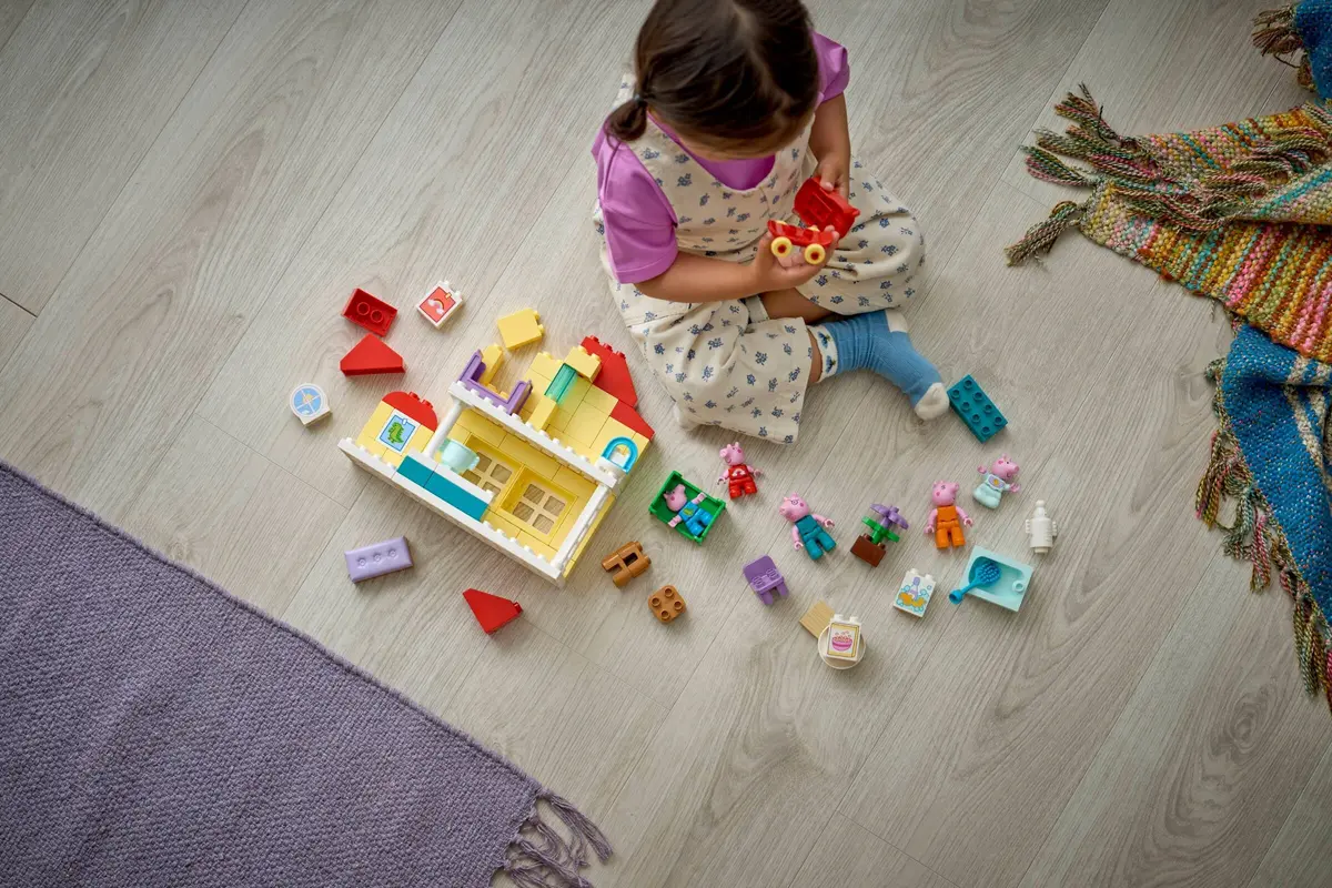 LEGO DUPLO 10467 Family House set, image 4