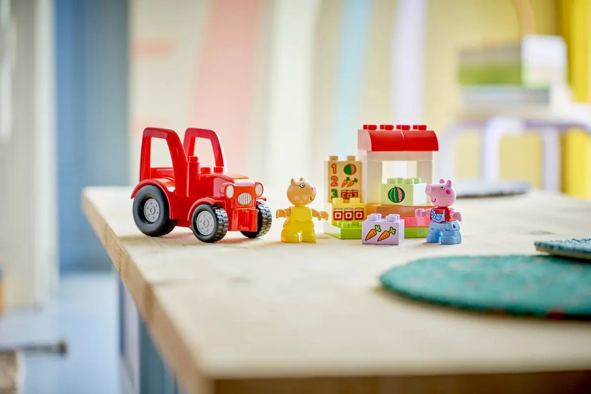 LEGO DUPLO 10468 Tractor and Market set, image 6
