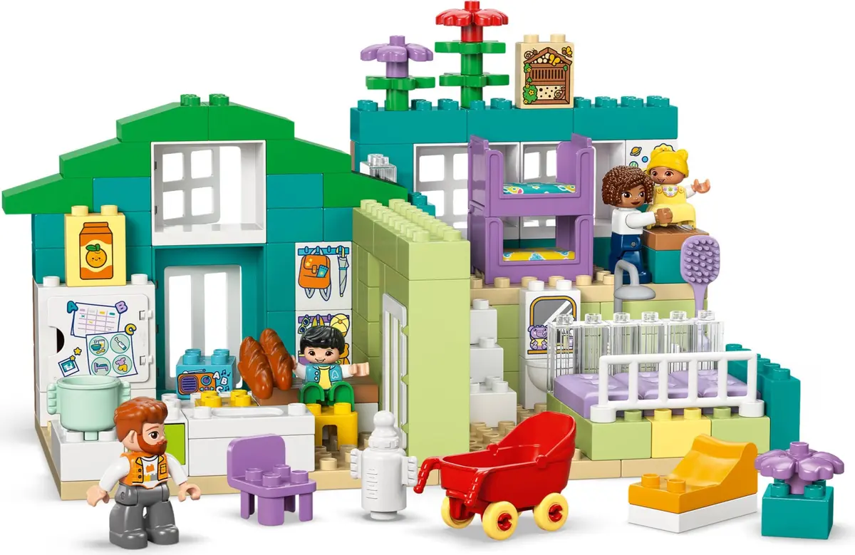 LEGO DUPLO 10470 3 in 1 Modern Family House with Figures set, image 9
