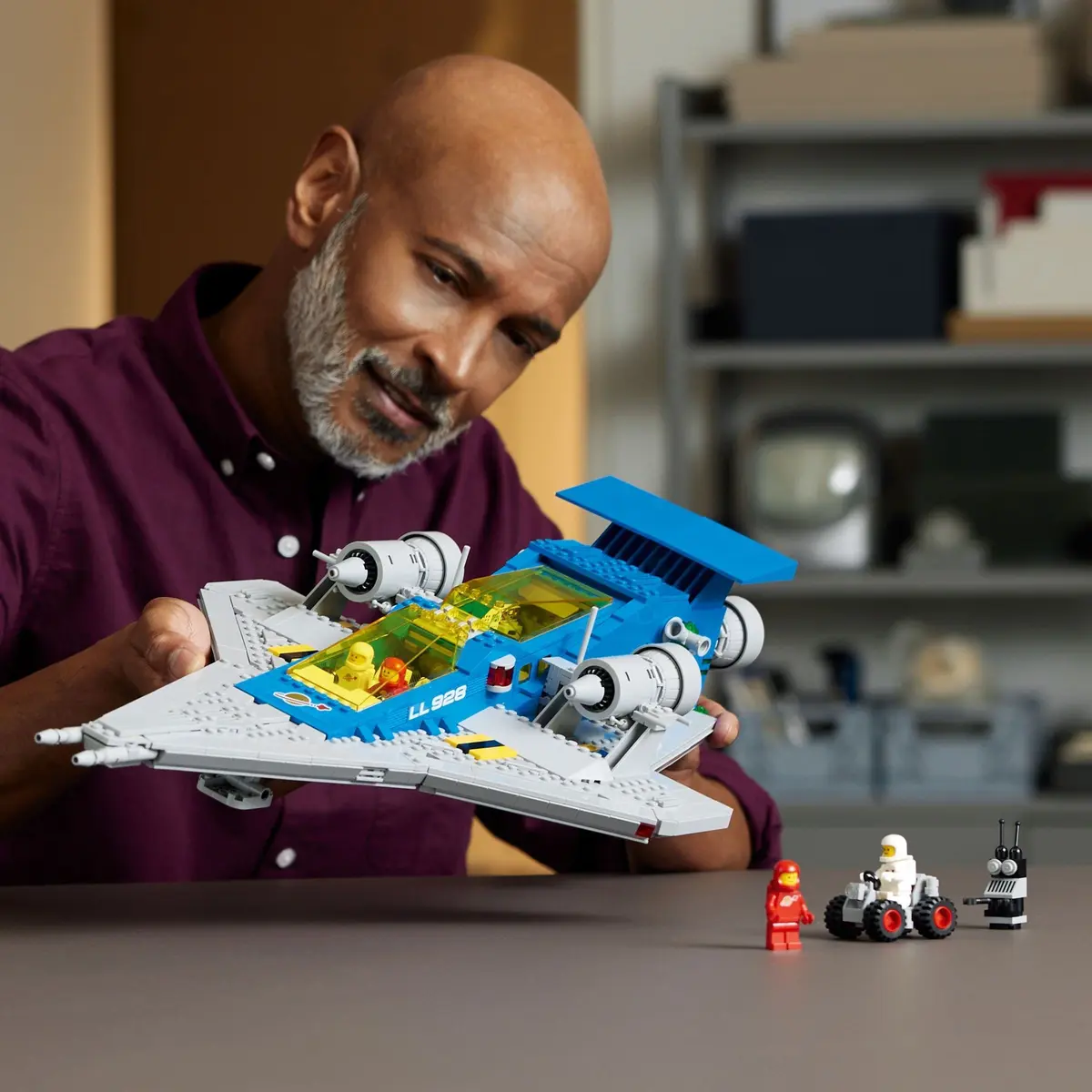 LEGO Icons 10497 Galaxy Explorer set, image 6