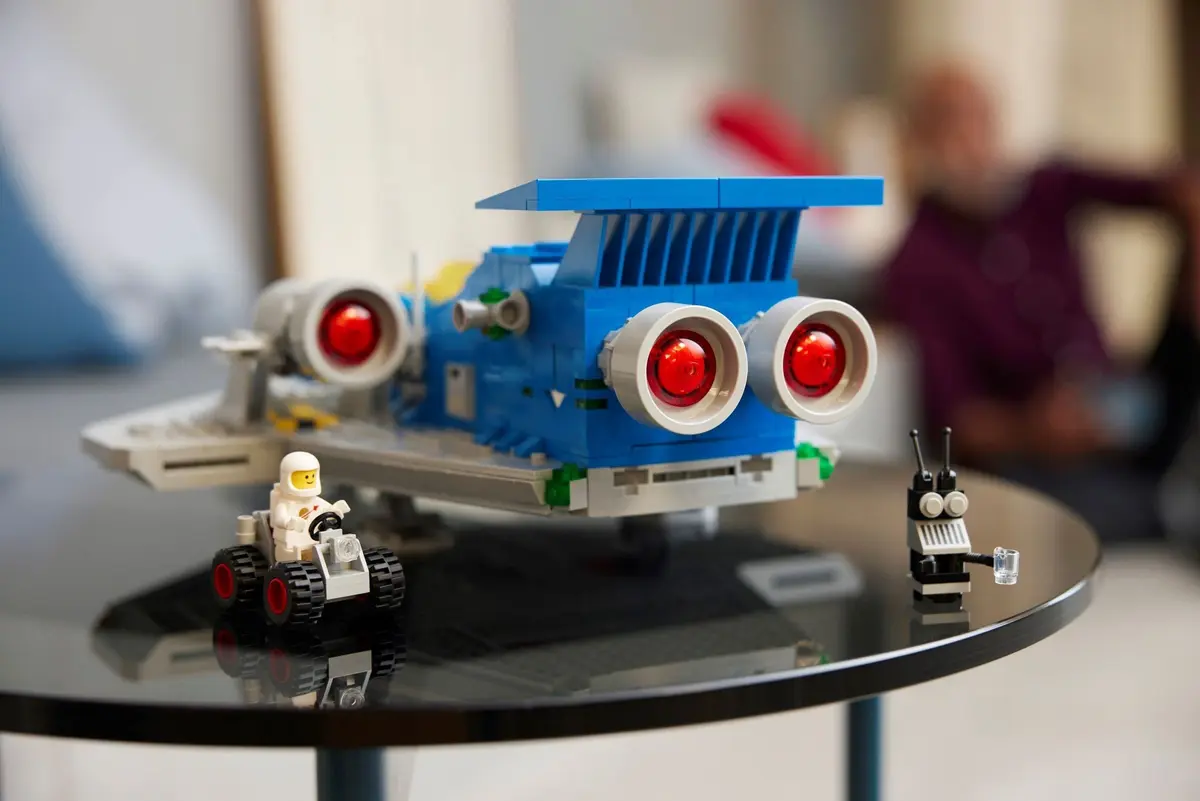 LEGO Icons 10497 Galaxy Explorer set, image 8