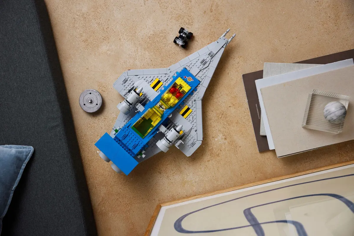 LEGO Icons 10497 Galaxy Explorer set, image 9