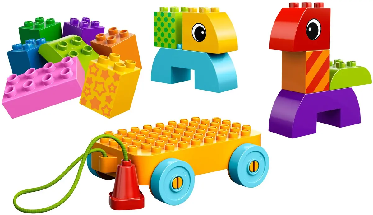 LEGO DUPLO 10554 Toddler Build and Pull Along set