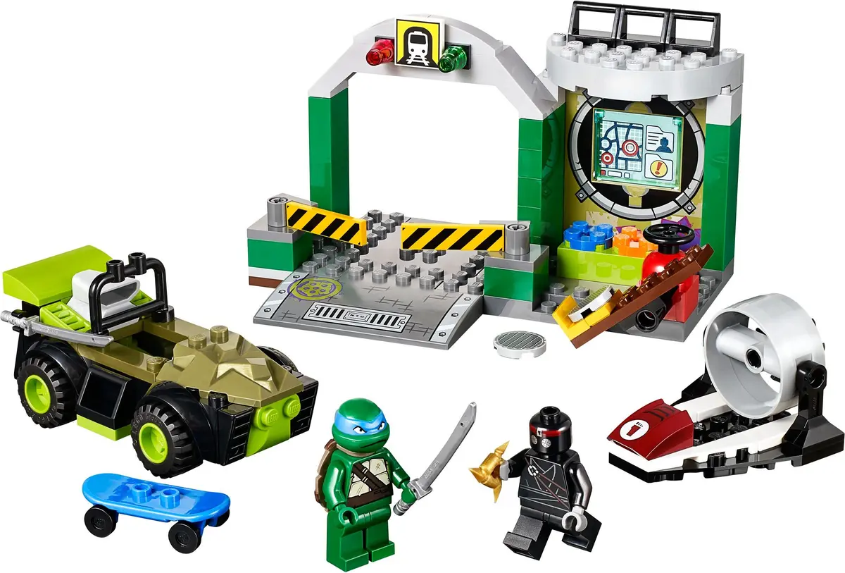 LEGO Juniors 10669 Turtle Lair set
