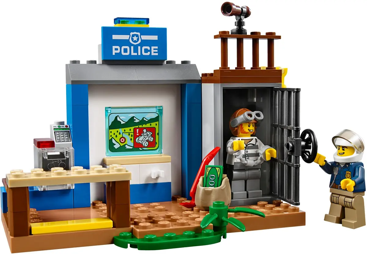 LEGO Juniors 10751 Mountain Police Chase set, image 4