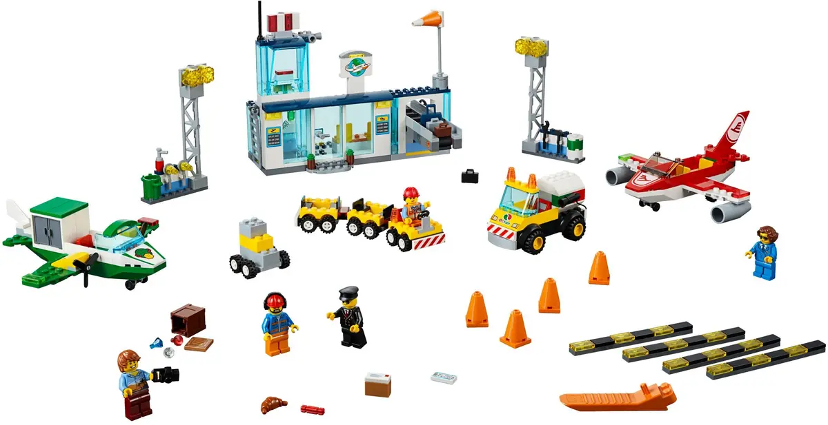 LEGO Juniors 10764 City Central Airport set