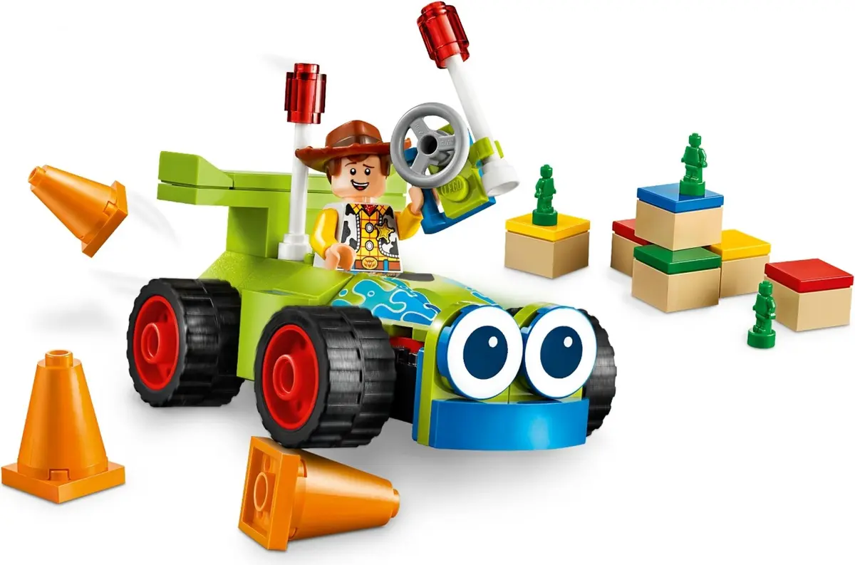 LEGO Disney 10766 Woody & RC set, image 3