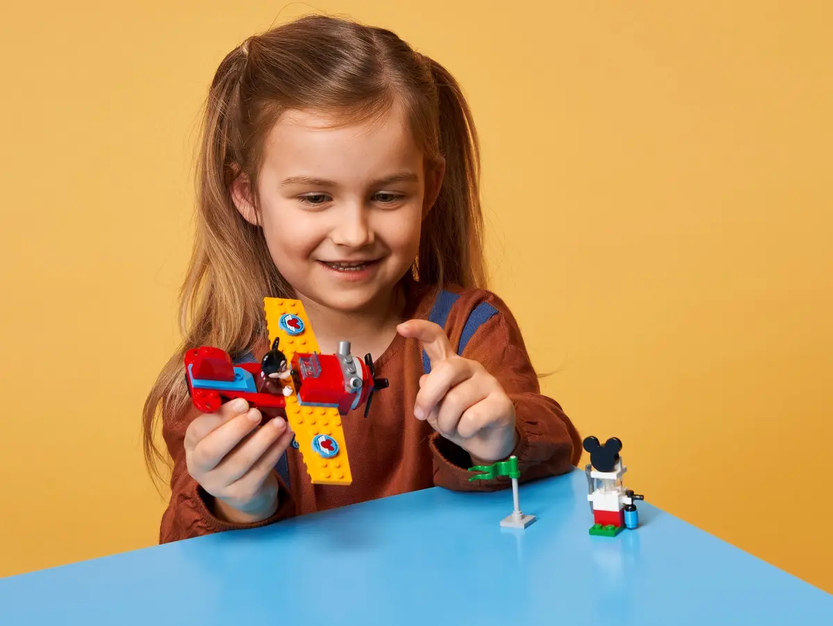 LEGO Disney 10772 Mickey Mouse's Propeller Plane set, image 11