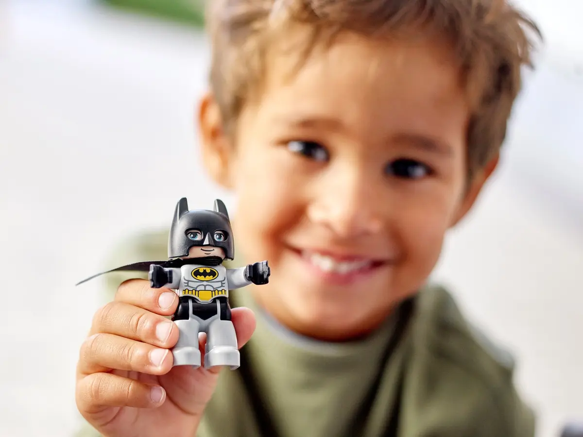 LEGO DUPLO 10919 Batcave set, image 11