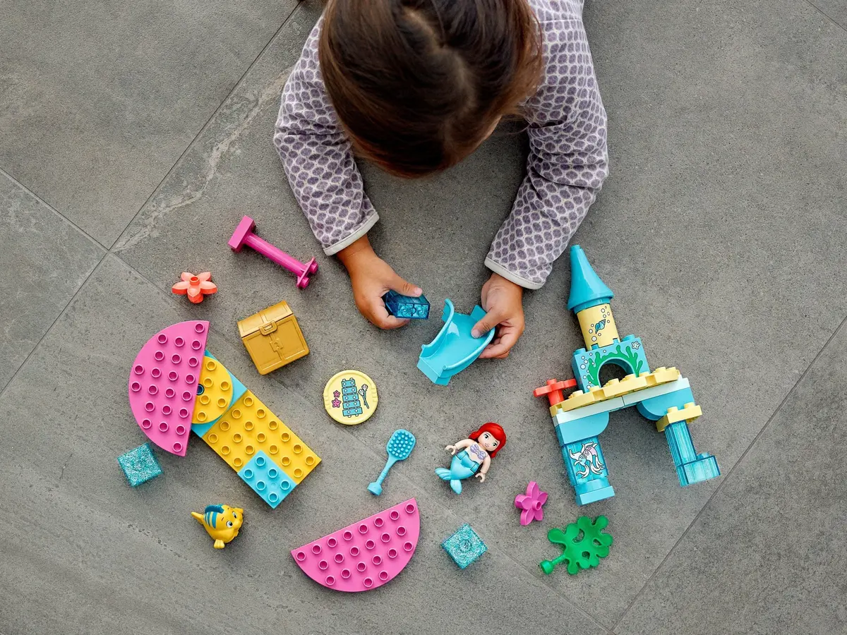 LEGO DUPLO 10922 Ariel's Undersea Castle set, image 10
