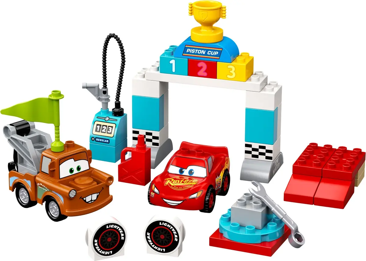 LEGO DUPLO 10924 Lightning McQueen's Race Day set