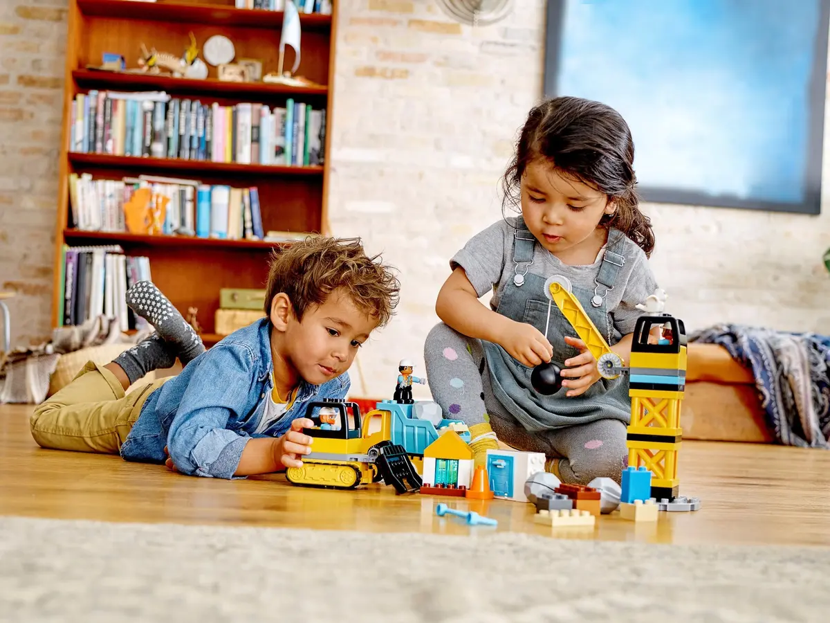 LEGO DUPLO 10932 Wrecking Ball Demolition set, image 15