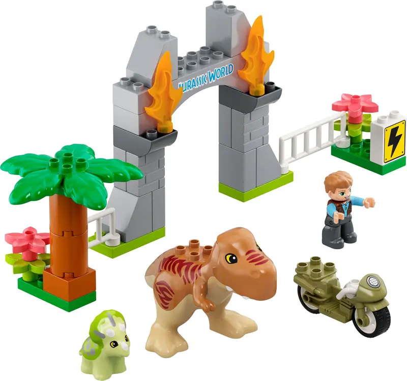 LEGO DUPLO 10939 T. rex and Triceratops Dinosaur Breakout set