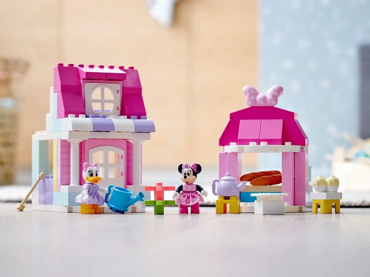 LEGO DUPLO 10942 Minnie's House and Cafe set, image 6
