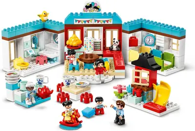 LEGO DUPLO 10943 Happy Childhood Moments set