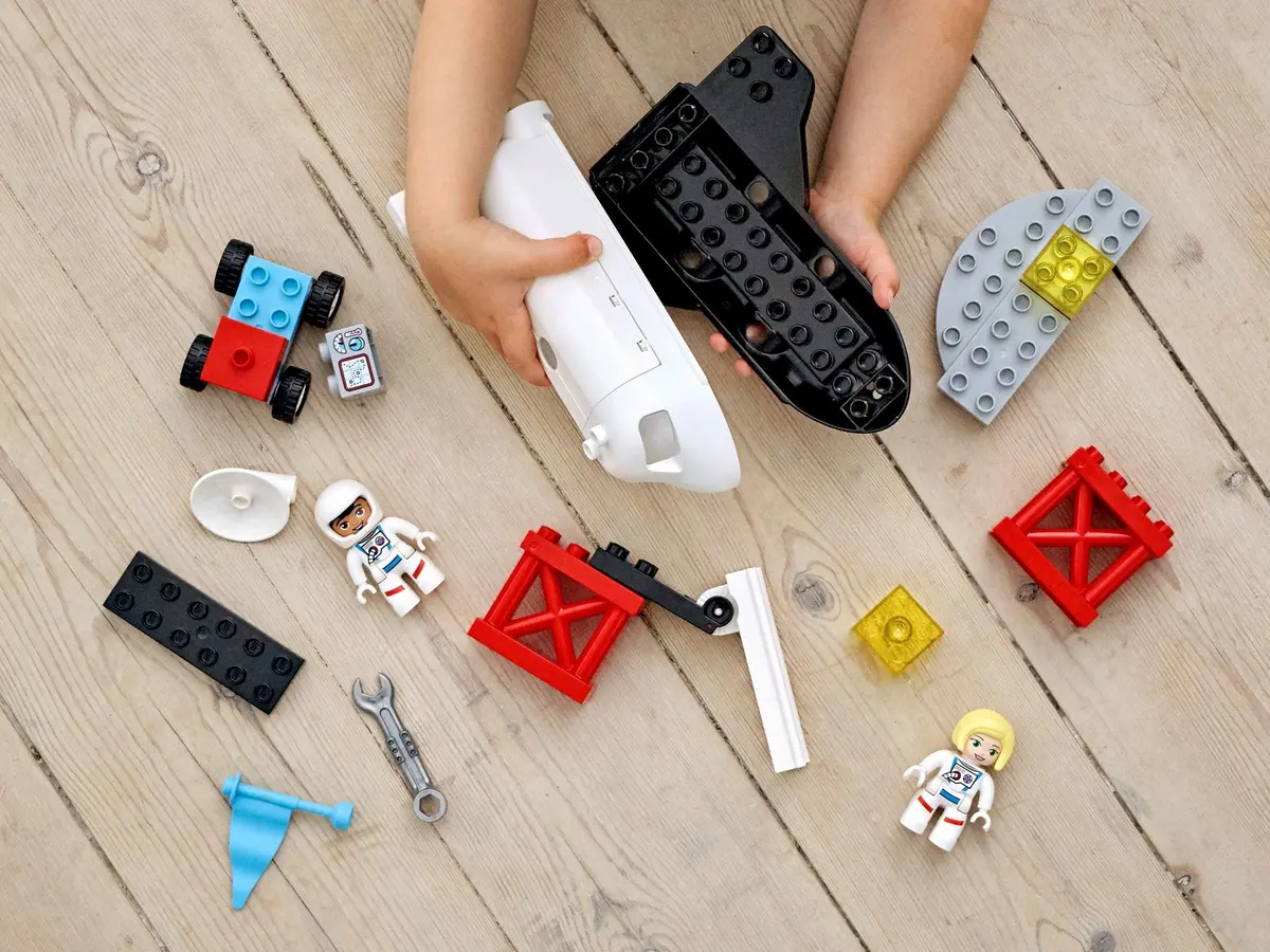 LEGO DUPLO 10944 Space Shuttle Mission set, image 10
