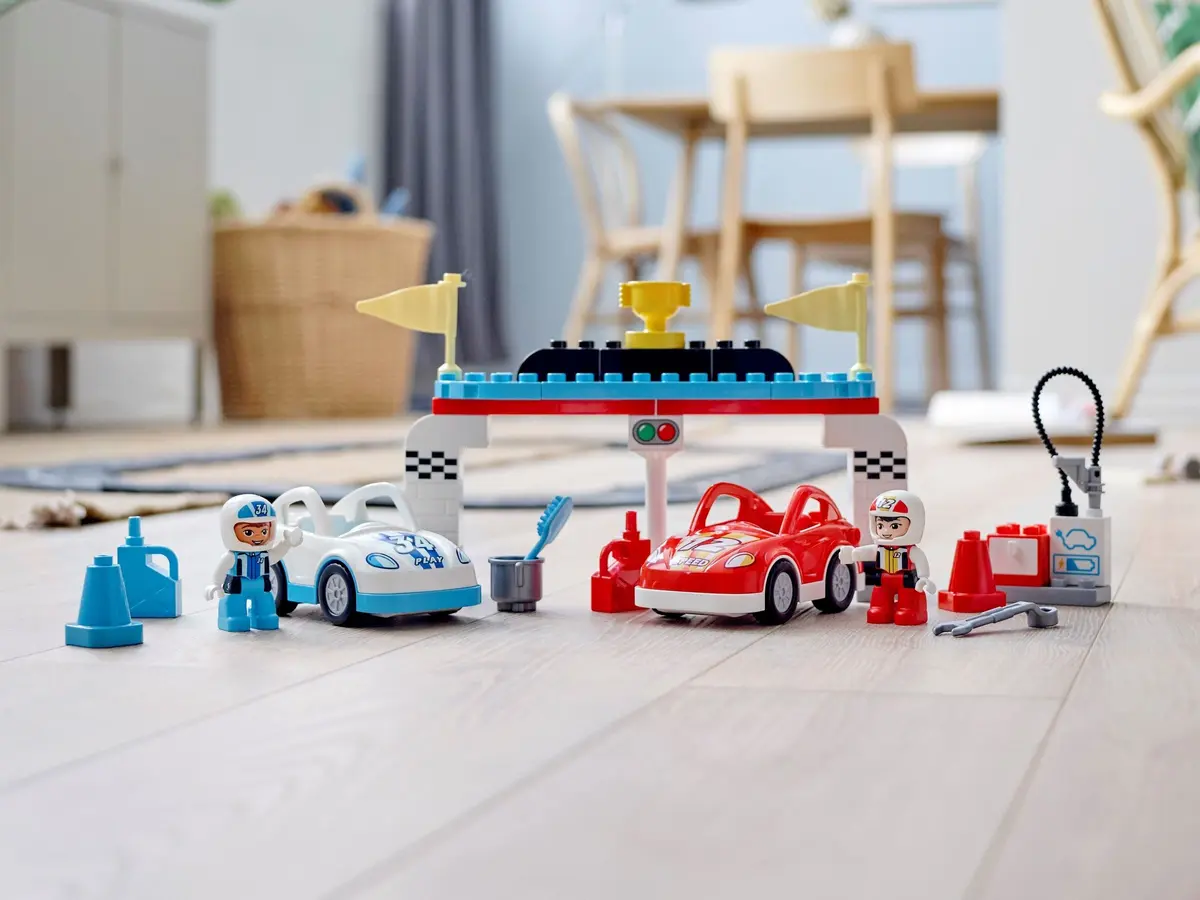 LEGO DUPLO 10947 Race Cars set, image 6