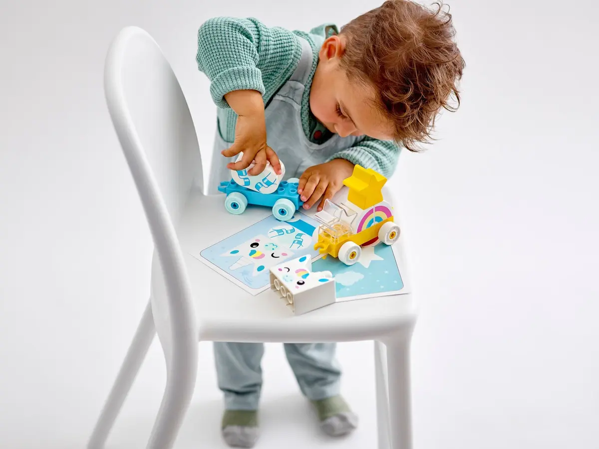 LEGO DUPLO 10953 Unicorn set, image 5