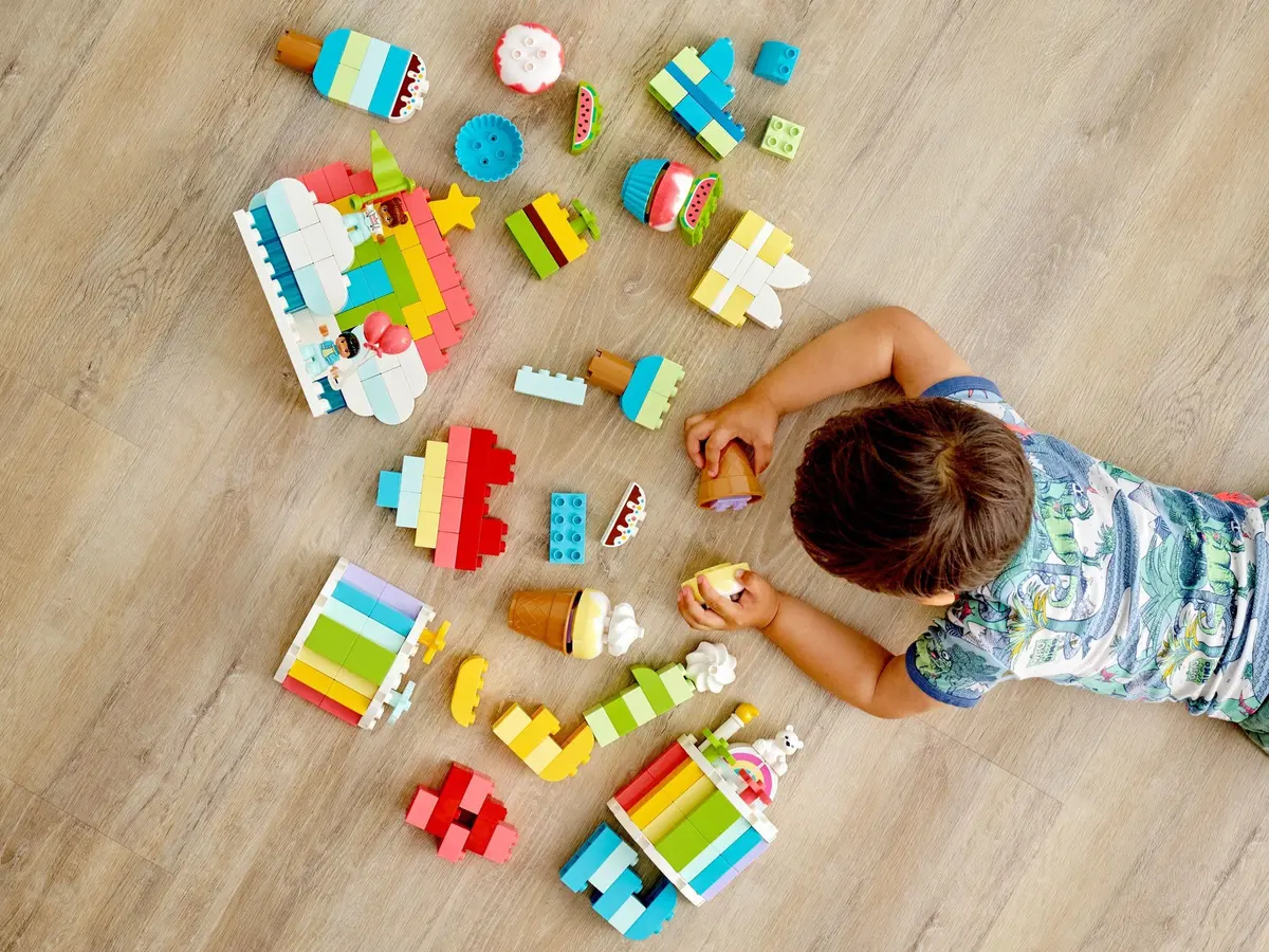LEGO DUPLO 10958 Creative Birthday Party set, image 4